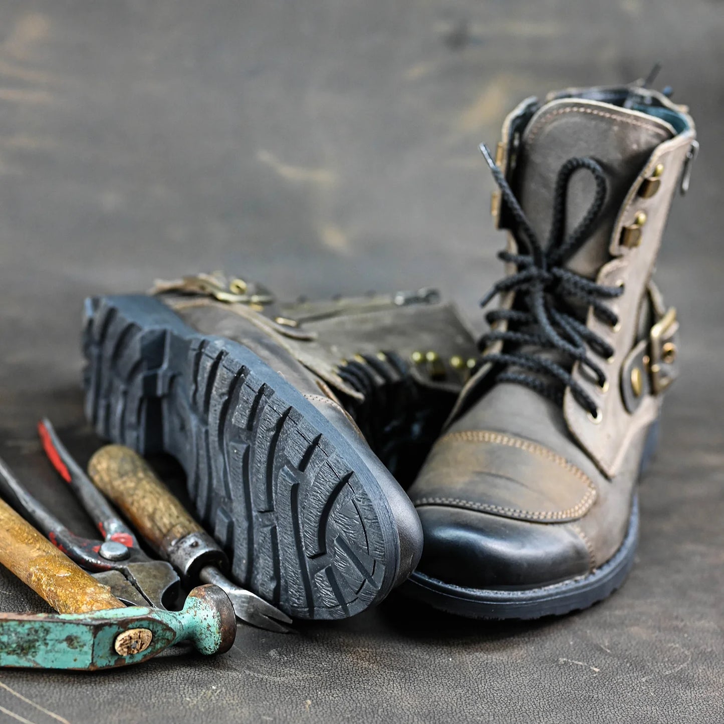 Brązowe skórzane buty motocyklowe męskie – Chad | Jordan Handmade Shoes